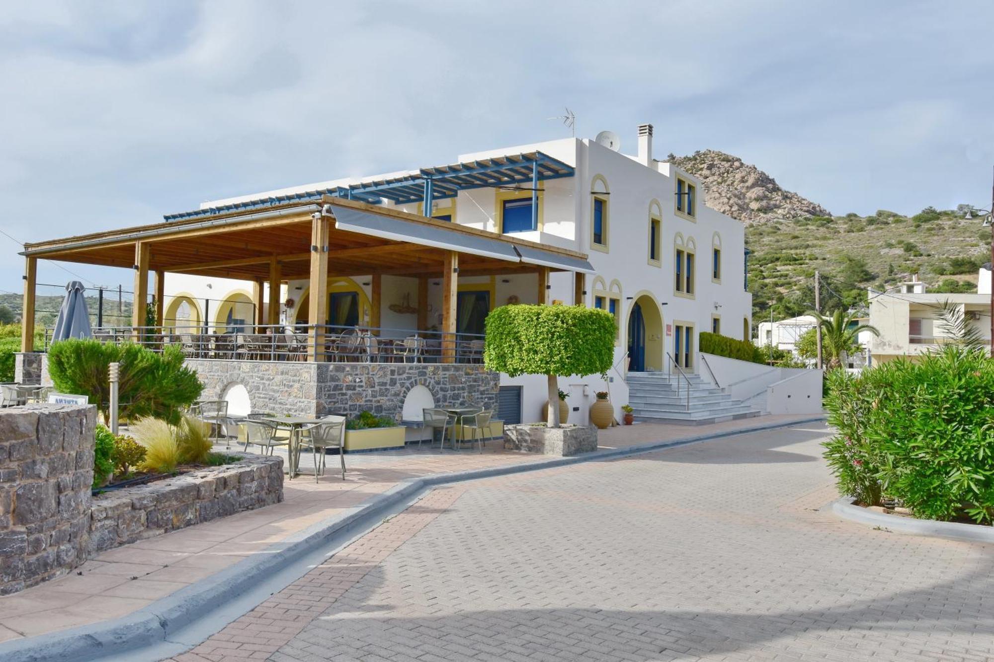Emporios Bay Chios 3*